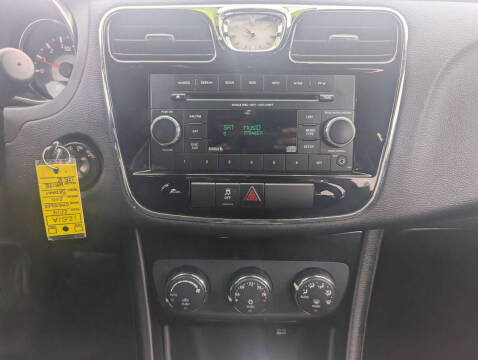 2014 Chrysler 200 Touring