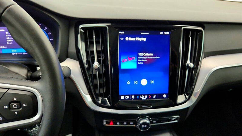 2023 Volvo S60