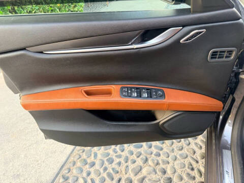 2017 Maserati Ghibli