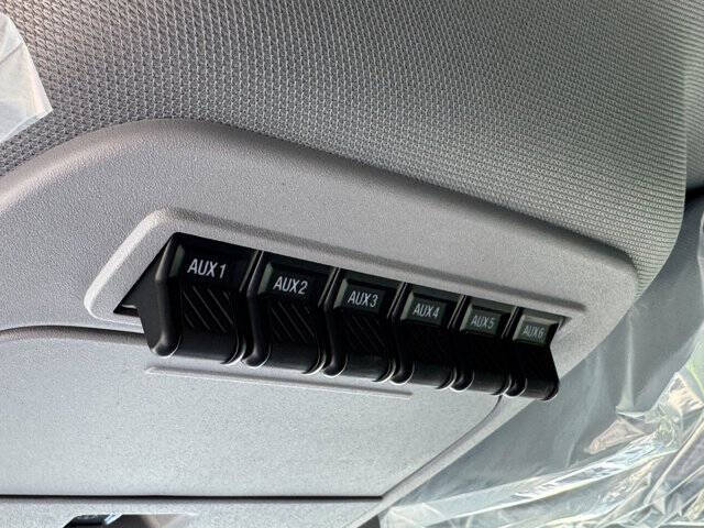 2025 Ford F-350 Super Duty XL