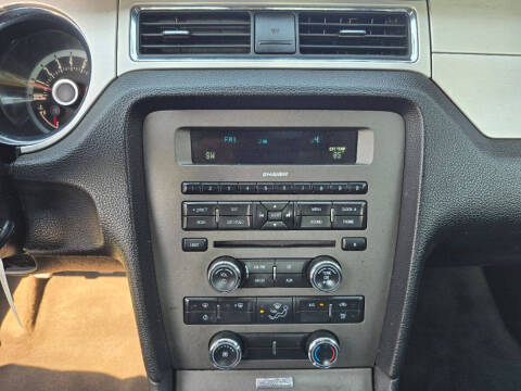 2013 Ford Mustang V6