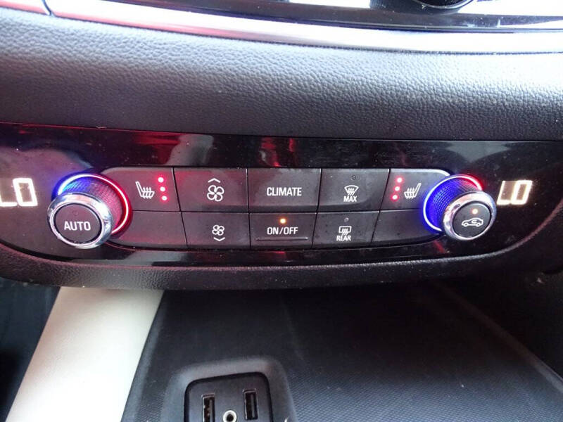 2018 Buick Enclave Essence