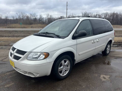 2006 Dodge Grand Caravan for sale at Sunshine Auto Sales in Menasha WI