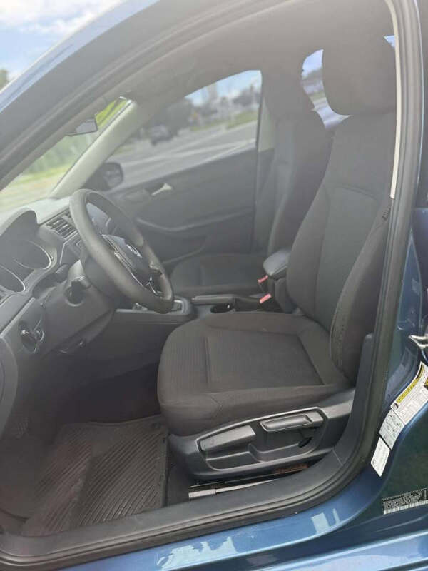 2016 Volkswagen Jetta