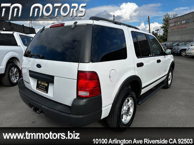 2004 Ford Explorer XLS