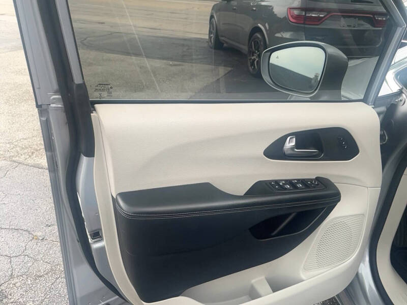 2020 Chrysler Pacifica Limited