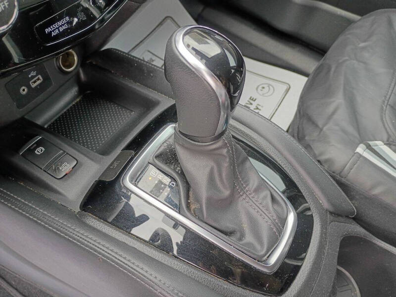 2020 Nissan Rogue Sport SL