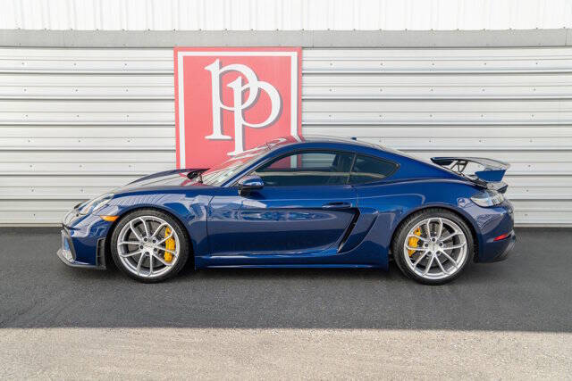 2020 Porsche 718 Cayman 31