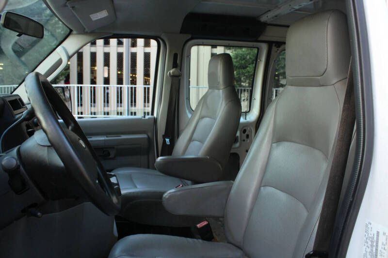 2012 Ford E-Series E-150