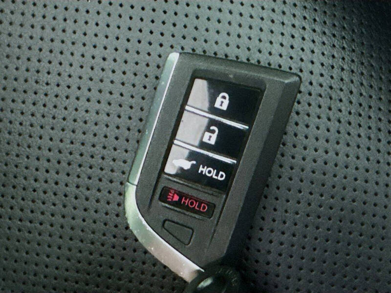 2023 Acura MDX w/Tech