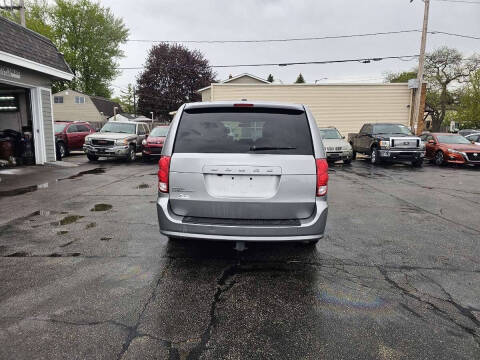 2017 Dodge Grand Caravan SE Plus