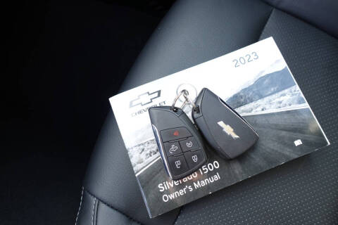 2023 Chevrolet Silverado 1500 Custom