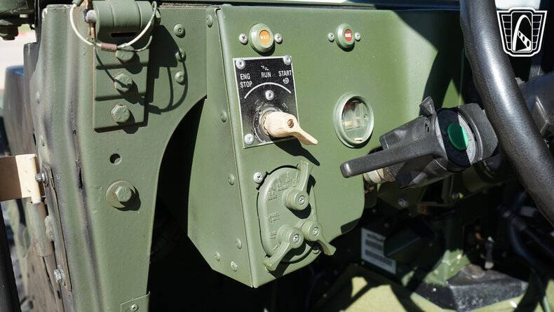 1991 AM General Hummer