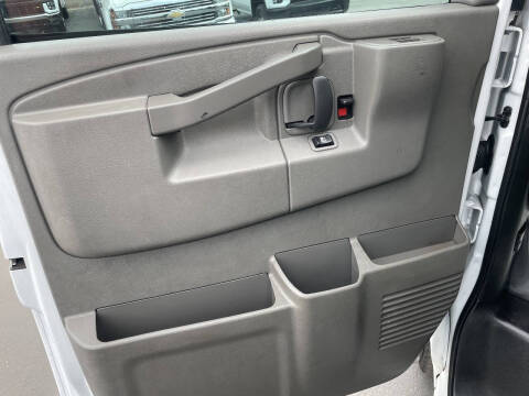 2021 Chevrolet Express 2500