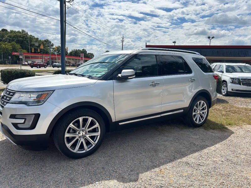 2016 Ford Explorer Limited's photo