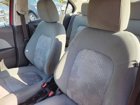 2014 Chevrolet Sonic LS Auto