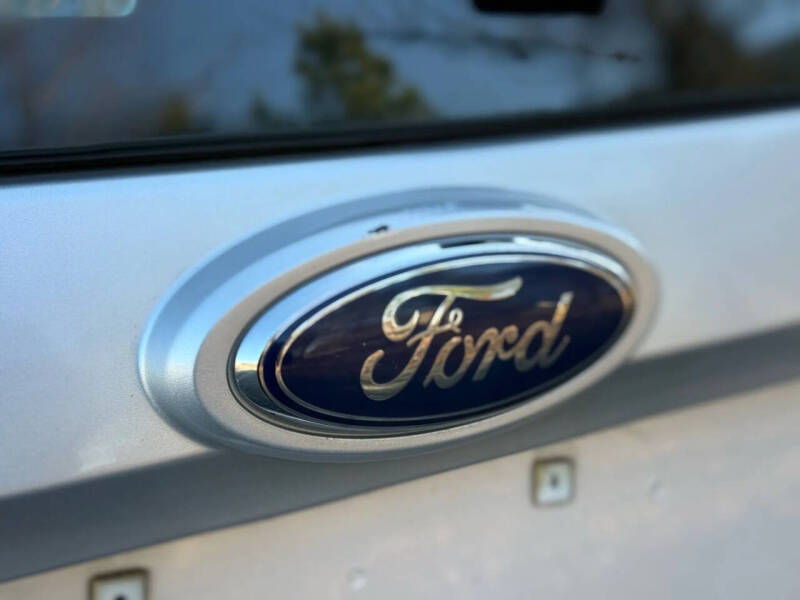 2011 Ford Escape XLS