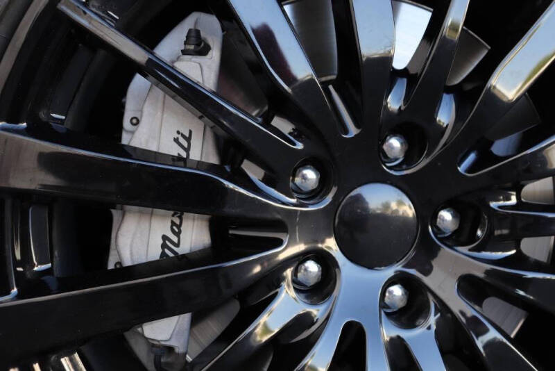 2016 Maserati Ghibli