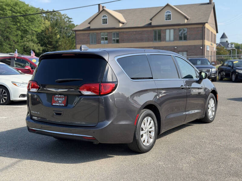 2018 Chrysler Pacifica Touring Plus