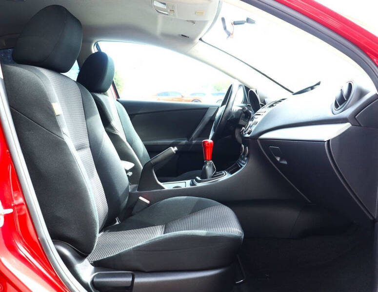 2013 Mazda MAZDA3 i Touring