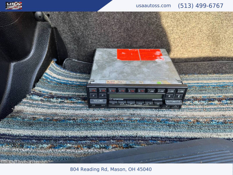 1987 Mercedes-Benz 190-Class 190 E 2.3