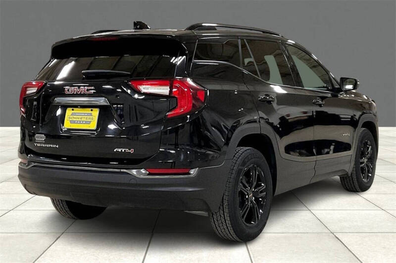2023 GMC Terrain AT4