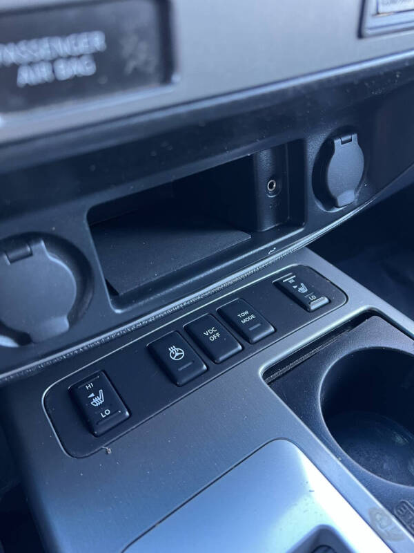 2010 Nissan Armada Platinum