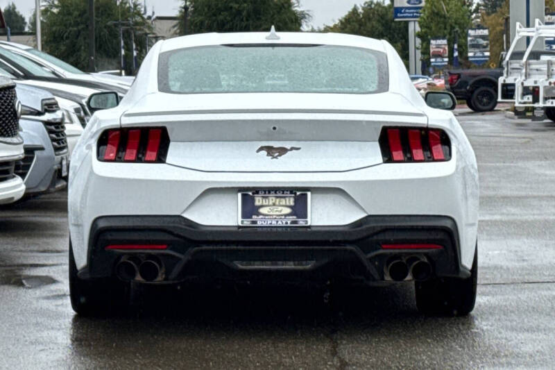 2024 Ford Mustang EcoBoost Premium