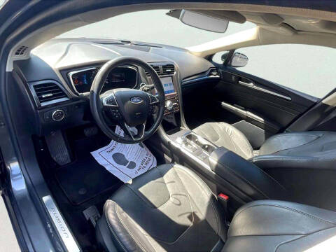 2020 Ford Fusion Energi Titanium