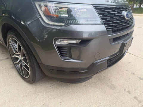 2018 Ford Explorer Sport
