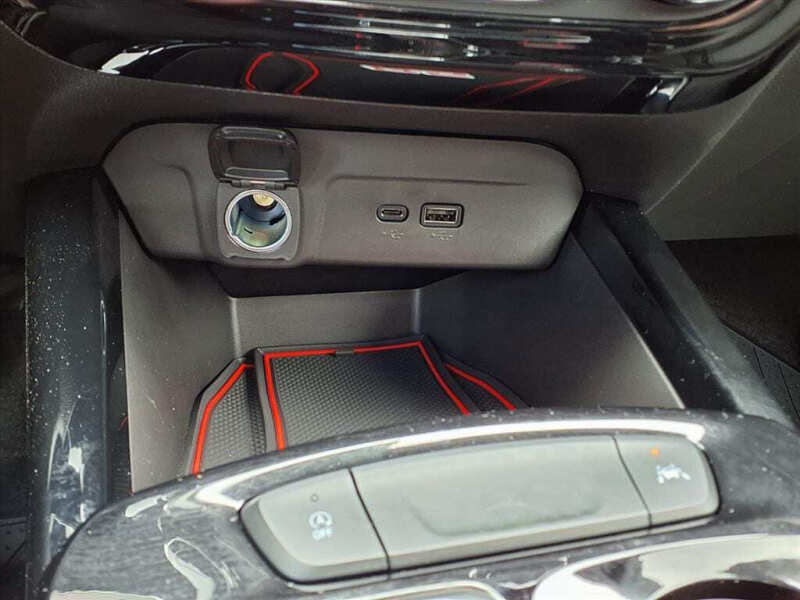 2025 Chevrolet Trax RS