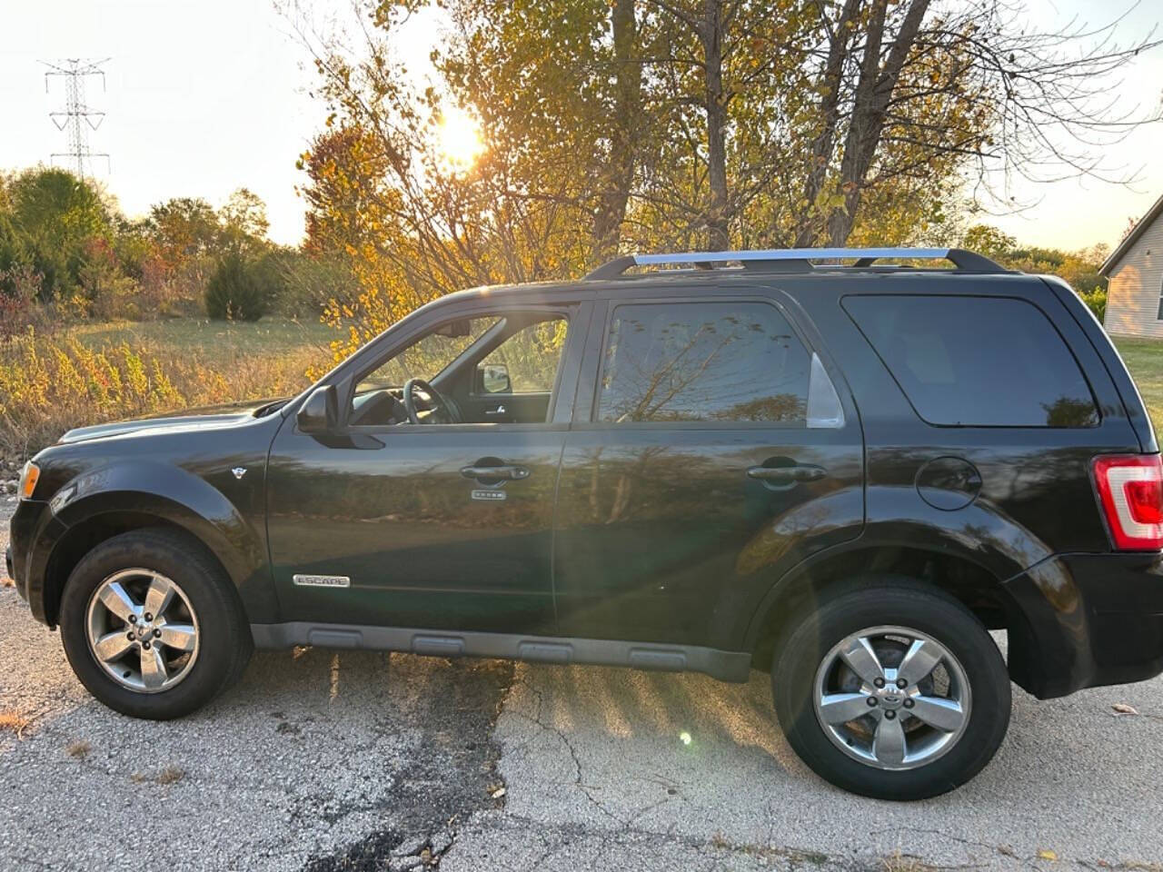 2008 Ford Escape for sale at Quality Cars Of South Elgin in South Elgin, IL