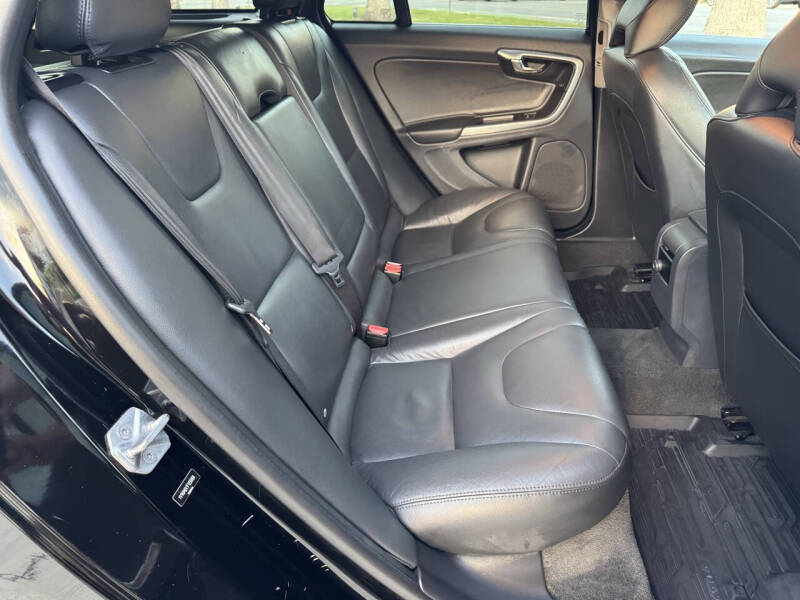 2015 Volvo V60 T5 Drive-E Premier