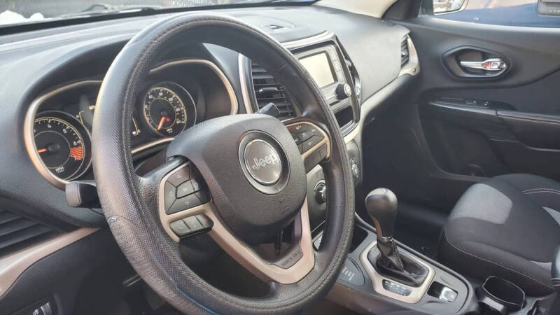 2014 Jeep Cherokee Sport
