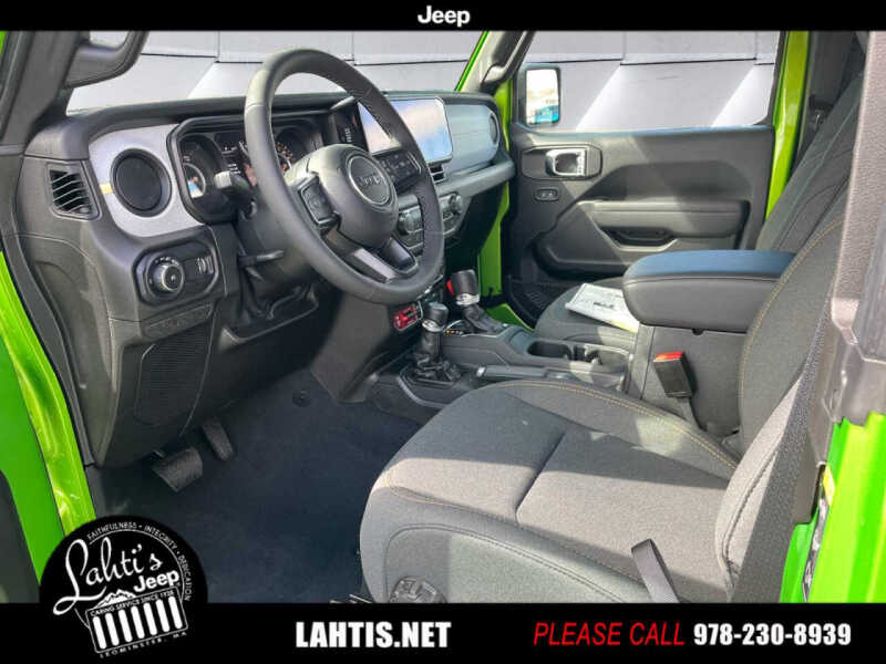 2025 Jeep Wrangler Willys