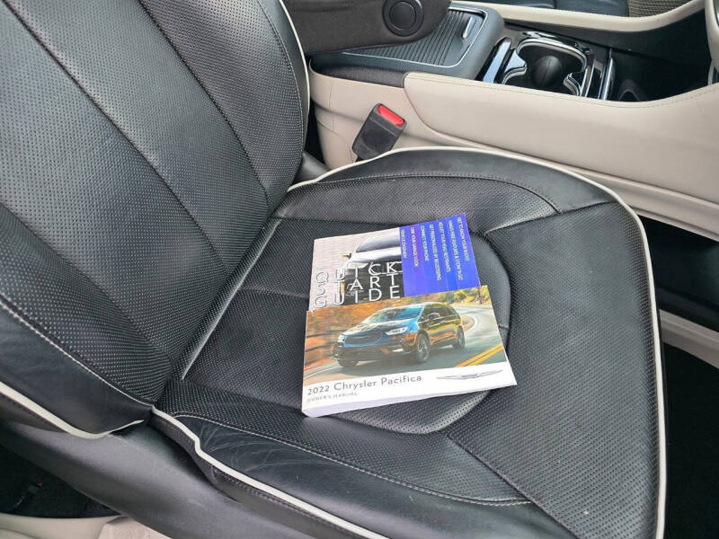 2022 Chrysler Pacifica Limited
