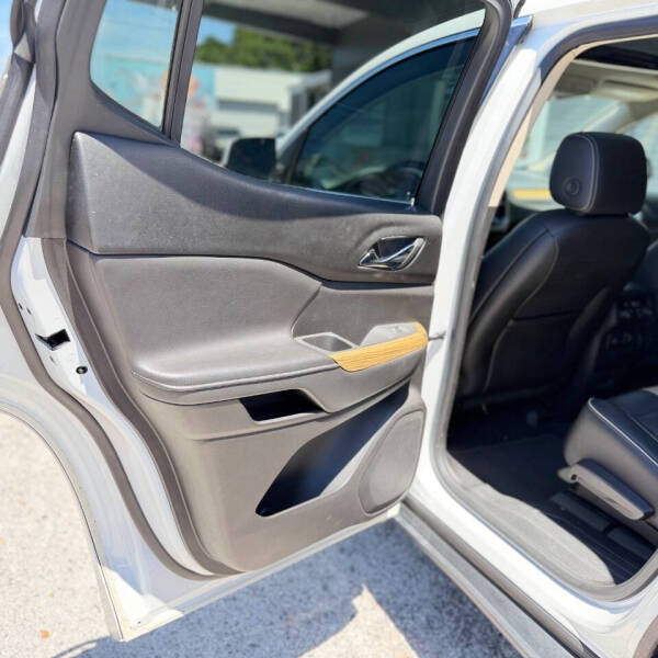 2018 GMC Acadia Denali