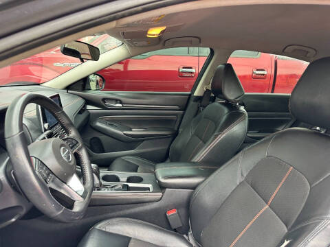 2020 Nissan Altima 2.5 SR