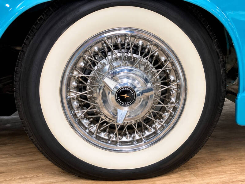 1956 Ford Thunderbird