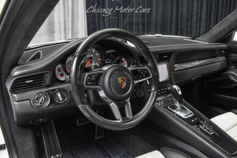 2017 Porsche 911 Turbo S