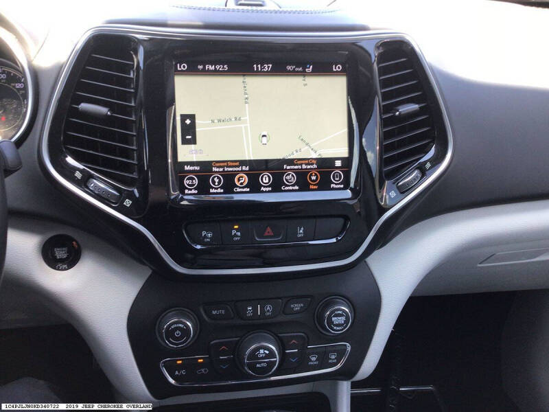 2019 Jeep Cherokee Overland