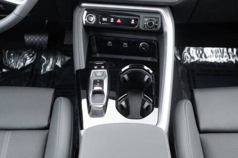 2025 Audi Q5 quattro Premium Plus TFSI