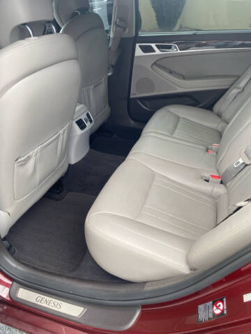 2016 Hyundai Genesis