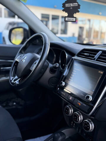 2022 Mitsubishi Outlander Sport SE