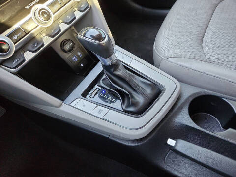 2019 Hyundai Elantra