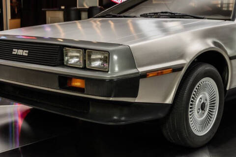 1981 DeLorean DMC-12