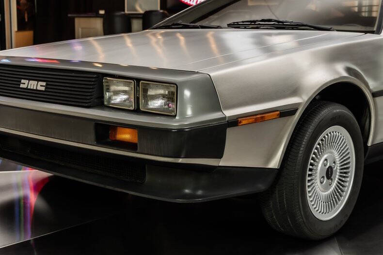 1981 DeLorean DMC-12