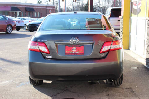 2011 Toyota Camry LE