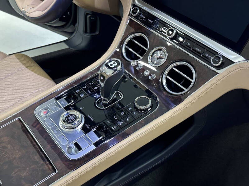 2021 Bentley Continental GTC V8