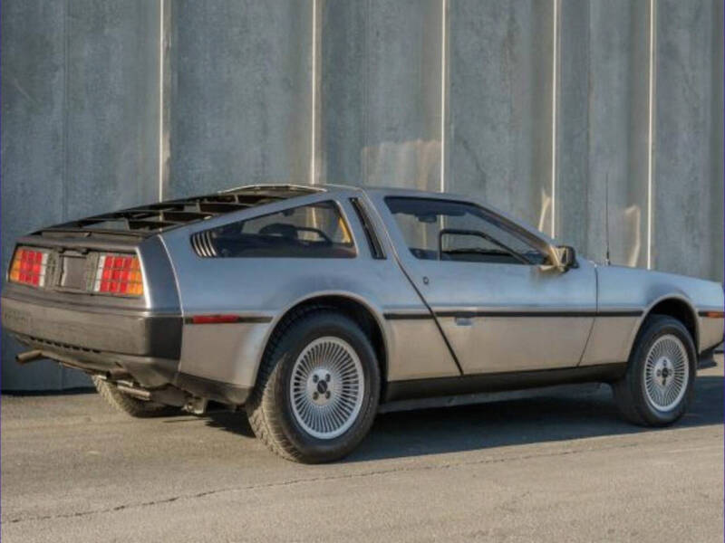 1981 DeLorean DMC-12